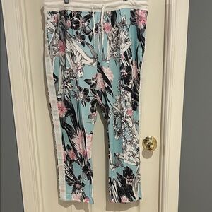 ⚜️ Nike White and Blue Jogger Pants